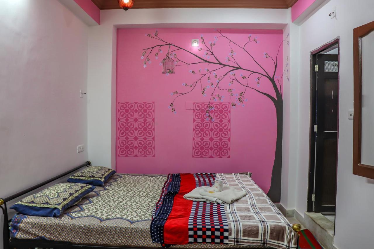 Black Pepper Home Stay Udaipur Ngoại thất bức ảnh